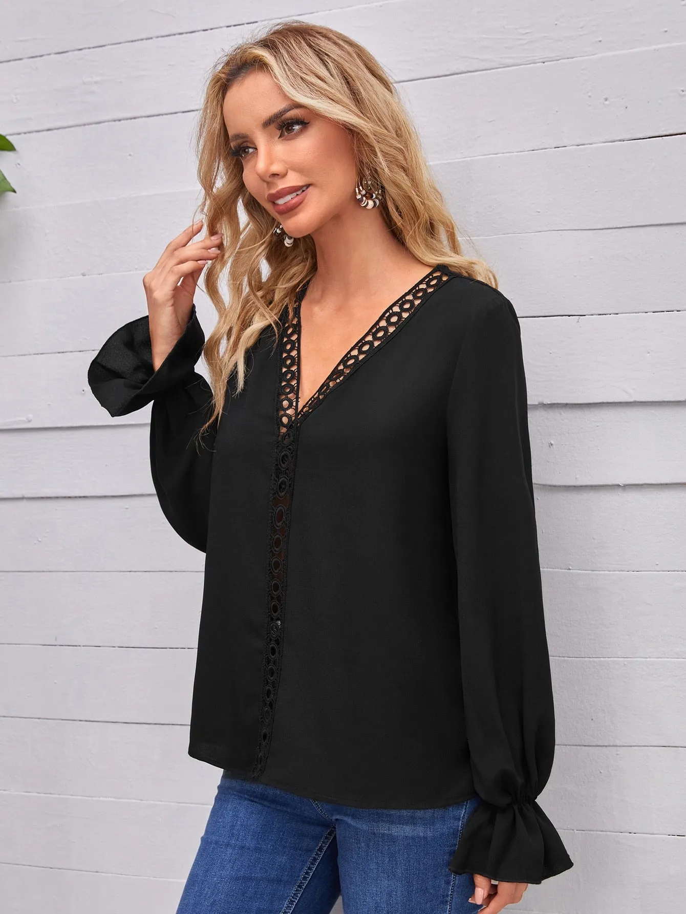 Casual Plain Contrast Lace Long Sleeve V Neck Regular Blouse