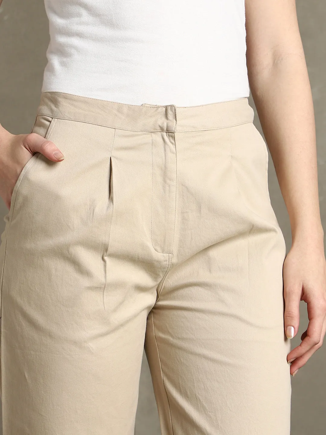 DL Woman Light Khaki Solid Straight Fit Trousers