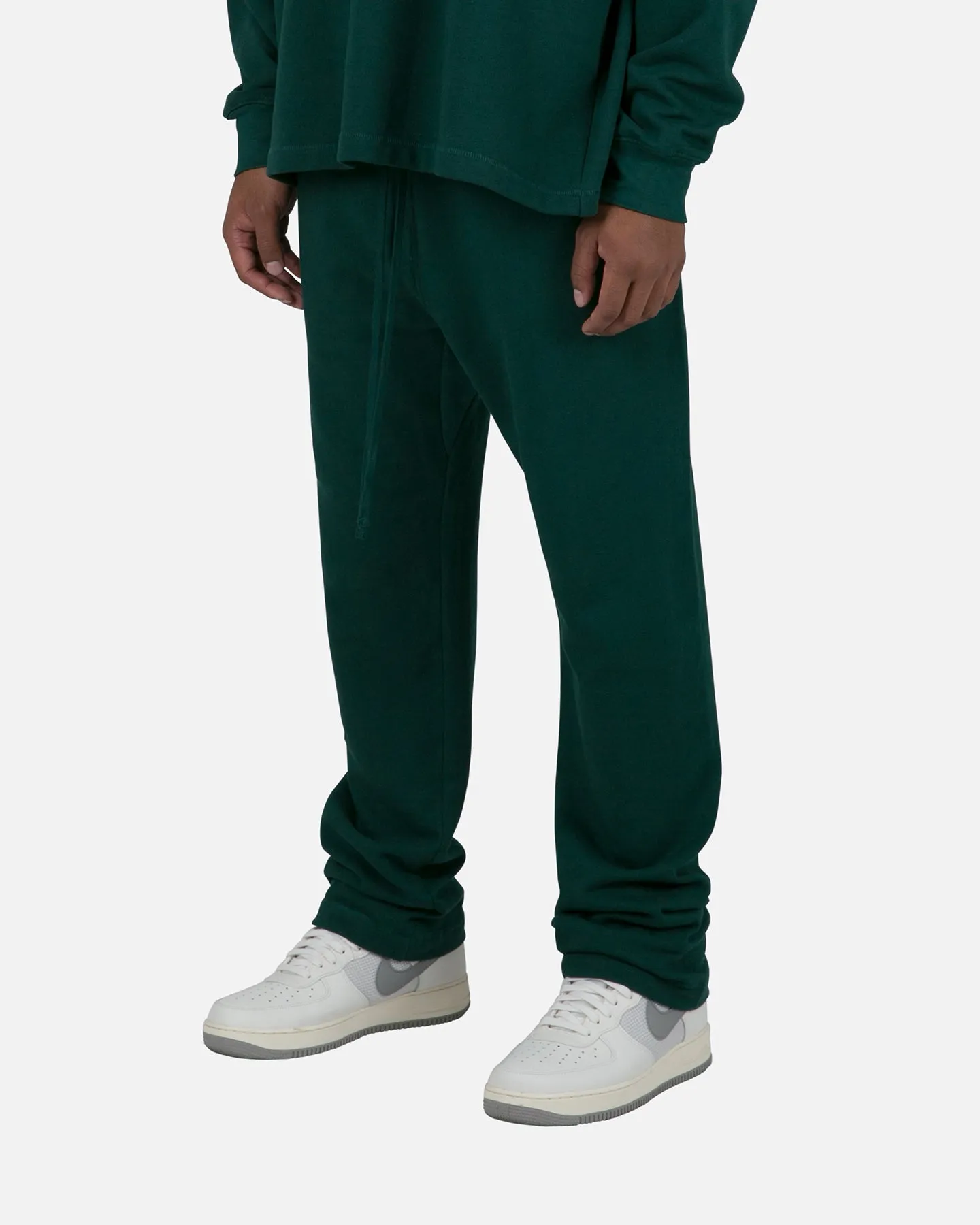 MNML Relaxed Everyday Sweatpants Green