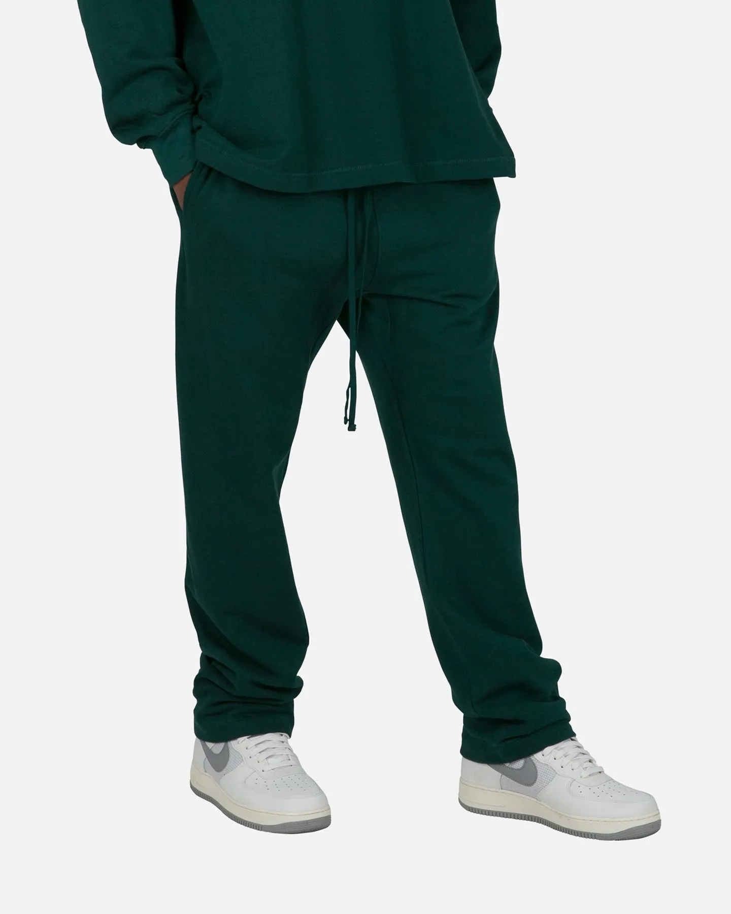 MNML Relaxed Everyday Sweatpants Green