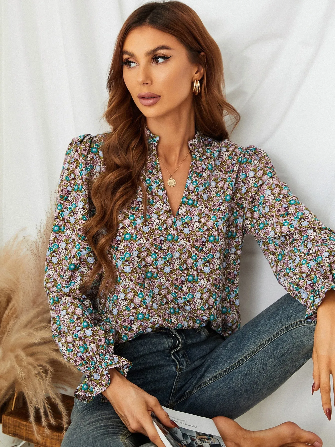 Notch Neck Puff Sleeve Ditsy Floral Blouse