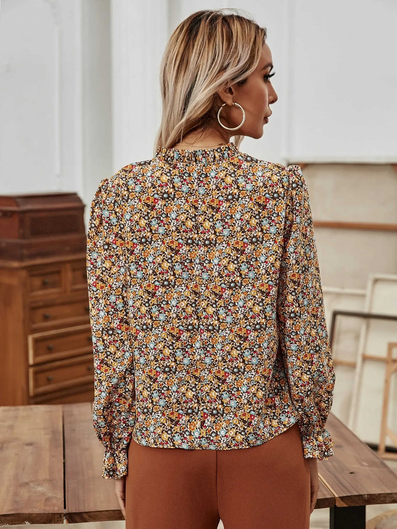 Notch Neck Puff Sleeve Ditsy Floral Blouse