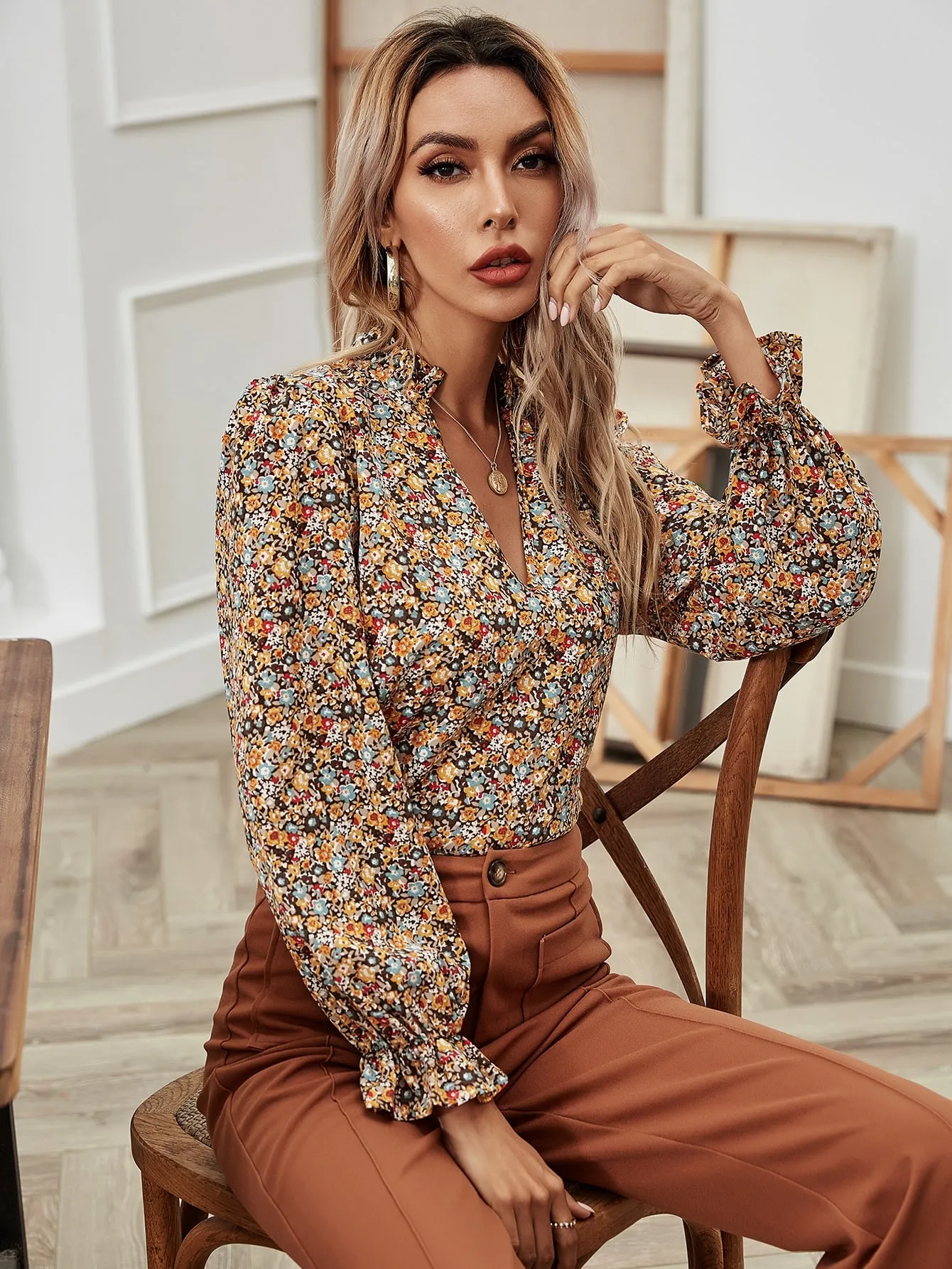 Notch Neck Puff Sleeve Ditsy Floral Blouse