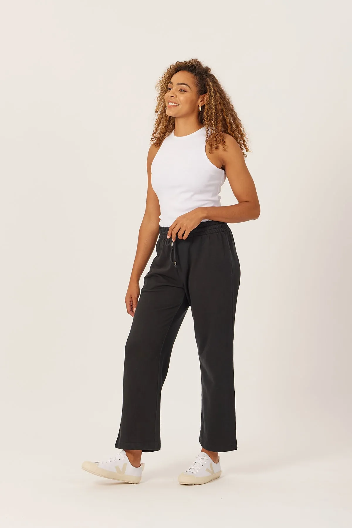 Robyn - Wide Leg Jogger - Black