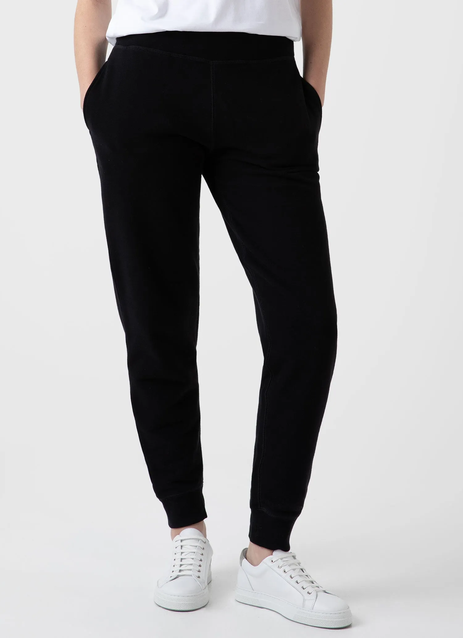 Women's Relaxed Sweatpants in Black